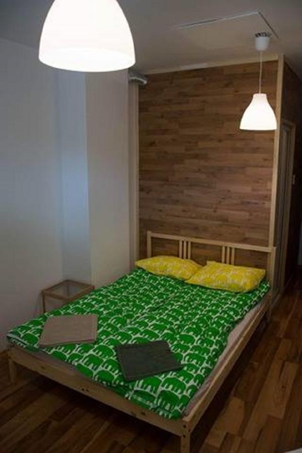 4 Rooms Пловдив Екстер'єр фото